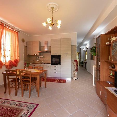Arcobaleno Apartment Фонди Экстерьер фото