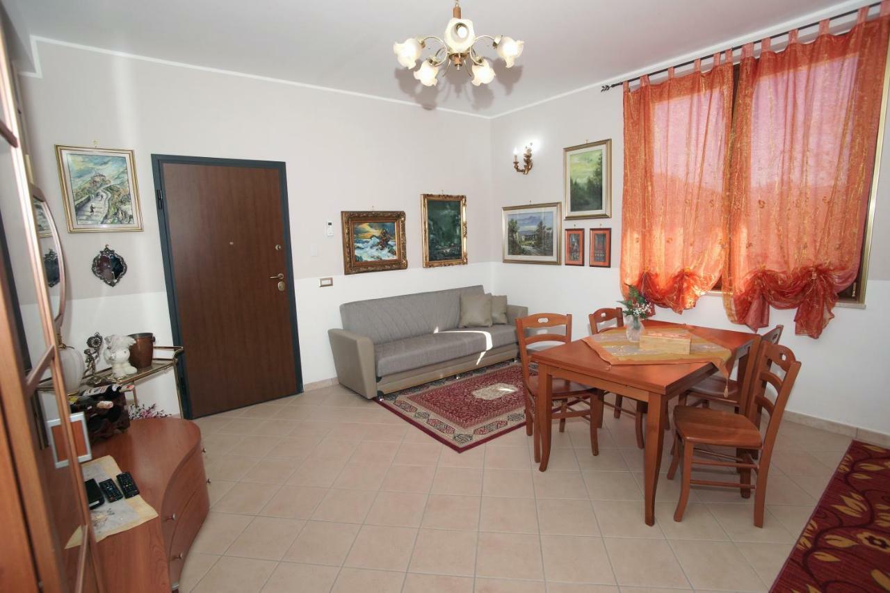 Arcobaleno Apartment Фонди Экстерьер фото