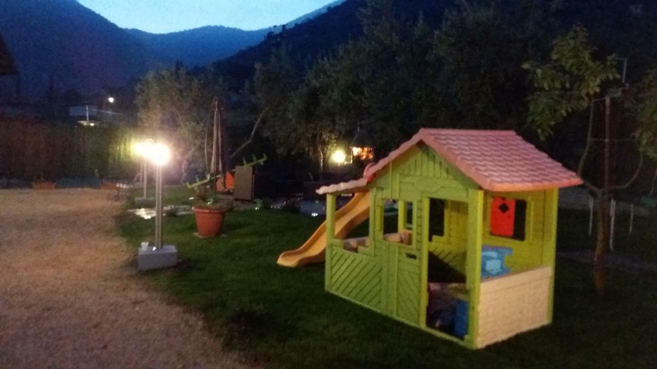 Arcobaleno Apartment Фонди Экстерьер фото